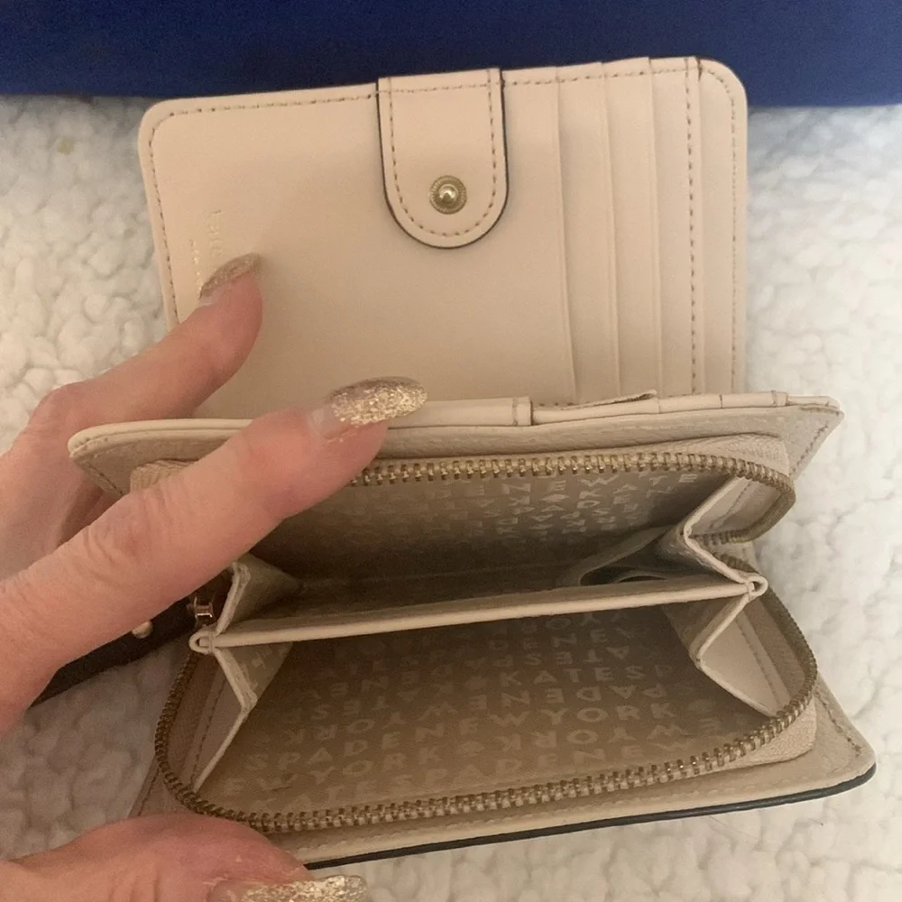Kate Spade wallet new without tags